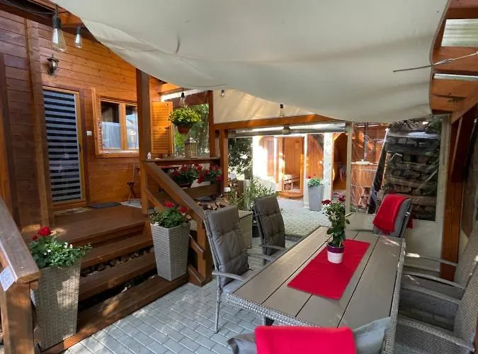 Hunting Feriehus Lipót